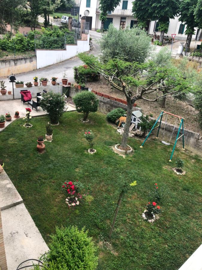 Il Girasole Apartment Castel Ritaldi Luaran gambar