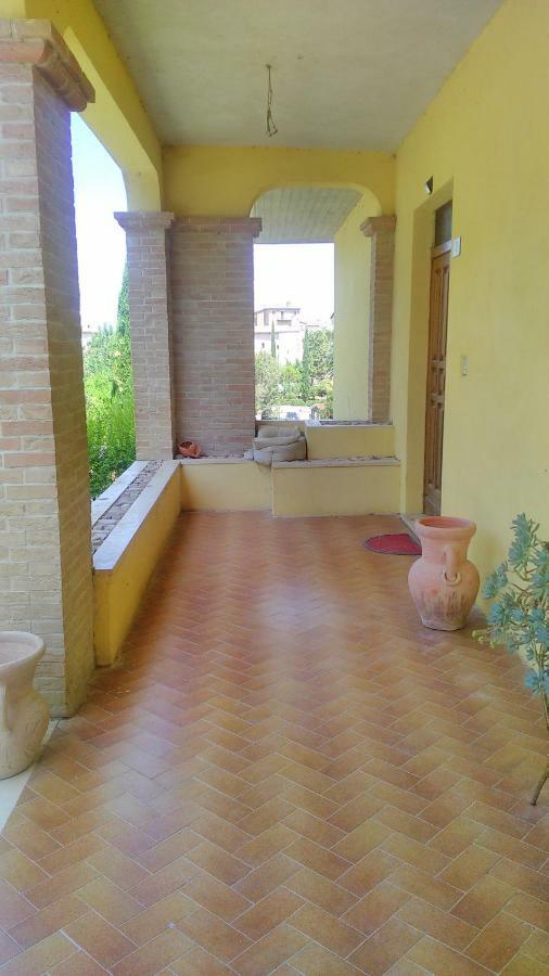 Il Girasole Apartment Castel Ritaldi Luaran gambar