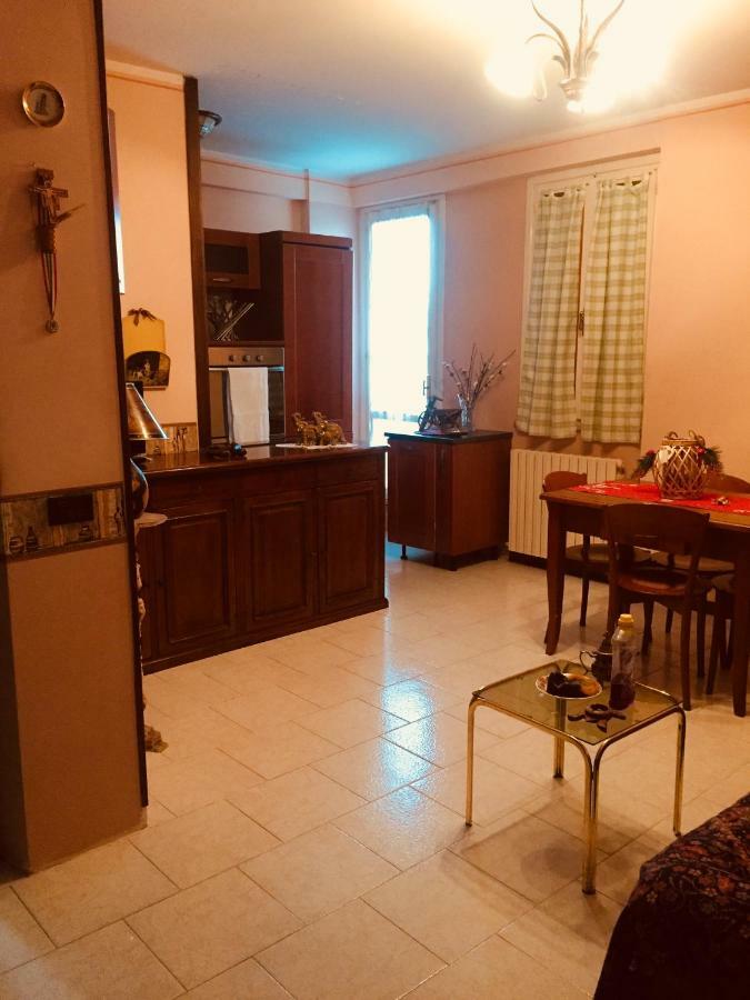 Il Girasole Apartment Castel Ritaldi Luaran gambar