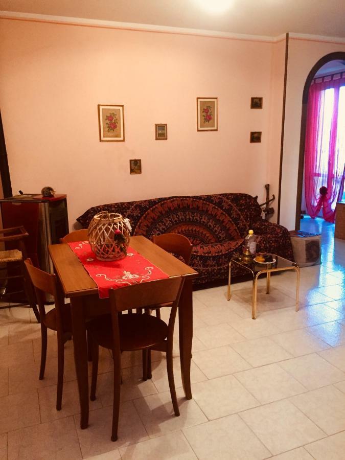 Il Girasole Apartment Castel Ritaldi Luaran gambar