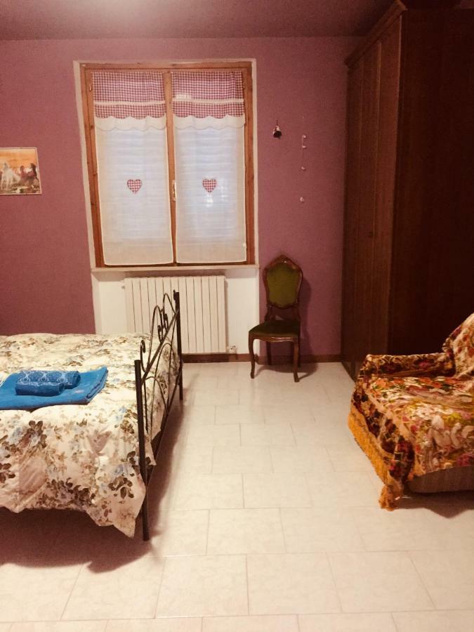 Il Girasole Apartment Castel Ritaldi Luaran gambar