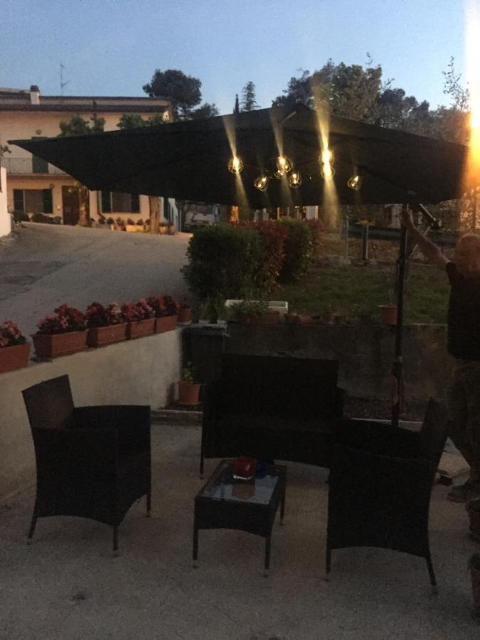 Il Girasole Apartment Castel Ritaldi Luaran gambar